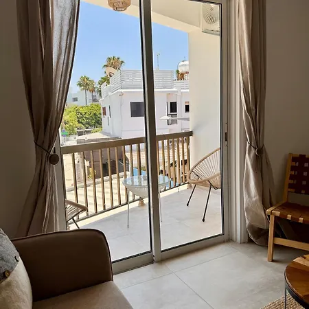 Luxury Two Bed Kato Flat * Пафос