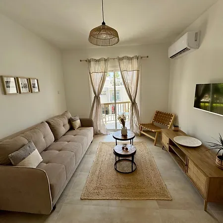 Luxury Two Bed Kato Flat شقة