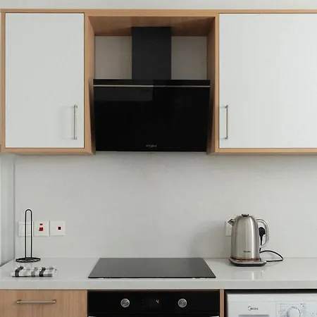 Luxury Two Bed Kato Flat *