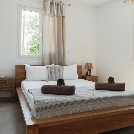 Luxury Two Bed Kato Flat