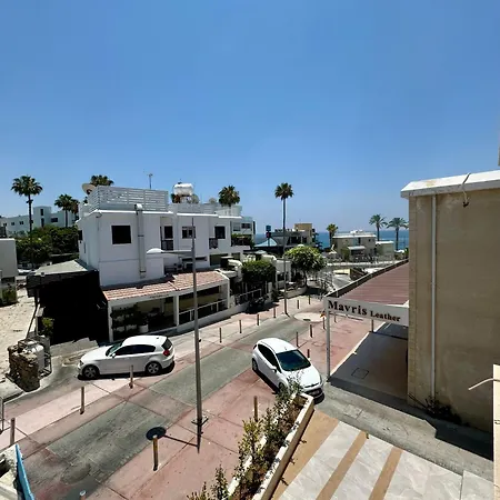 Luxury Two Bed Kato Flat Apartment Paphos